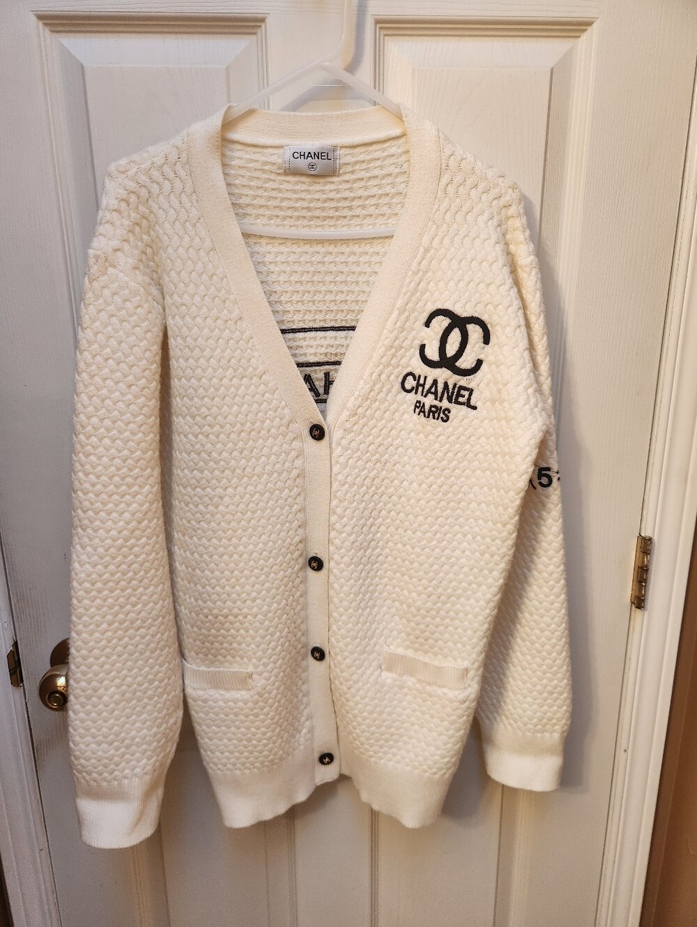Fashion Cream Waffle-Knit Logo Cardigan